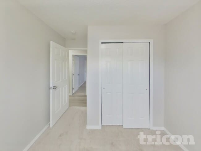 Building Photo - 6625 Bear Tooth Dr