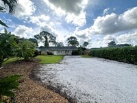 Building Photo - 5586 3rd Rd