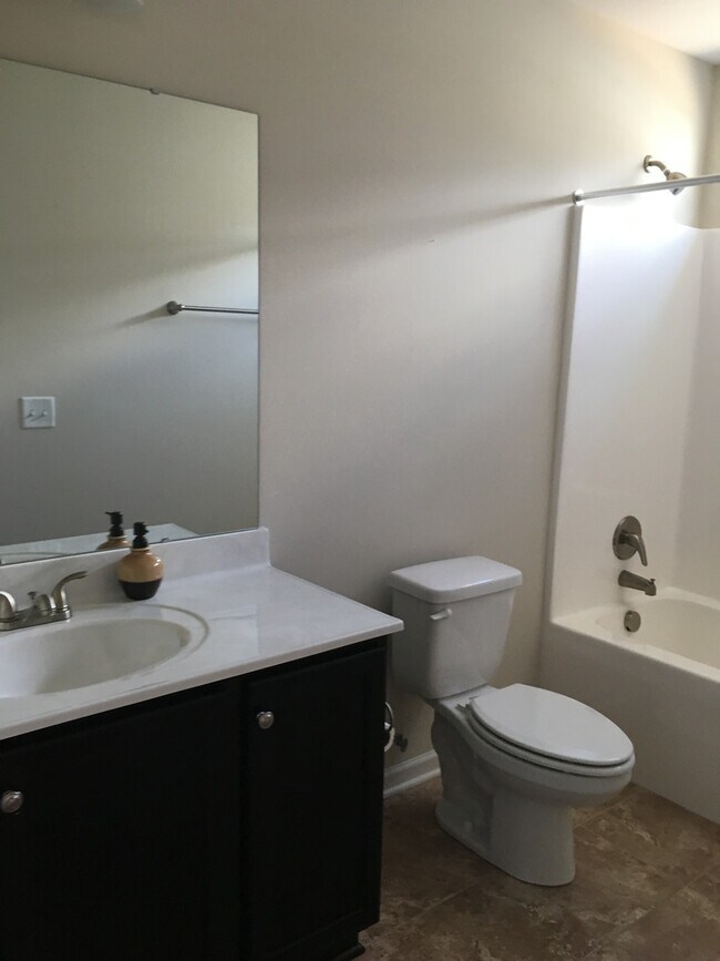 Building Photo - Village at Mariners Pointe