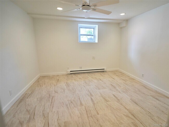 Building Photo - 2 Dunes Ln