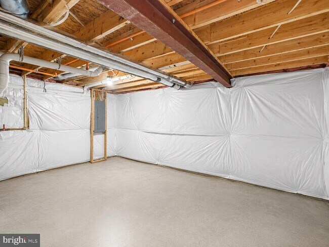 Building Photo - 6809 Ballenger Run Blvd