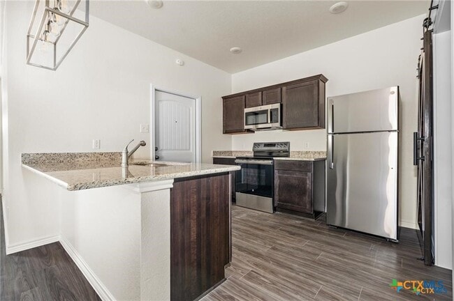 Building Photo - 5119 Rose Petal Ct