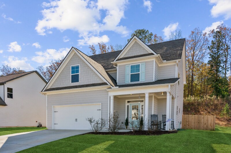 Building Photo - 566 Skye Dr