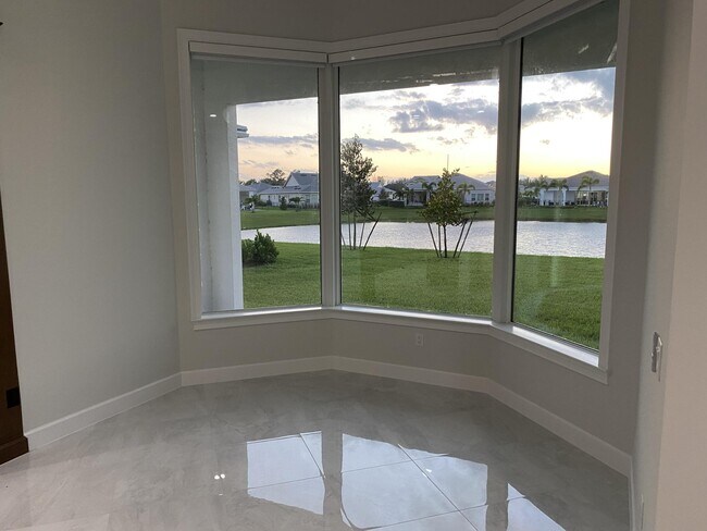 Building Photo - 4685 Estates Cir