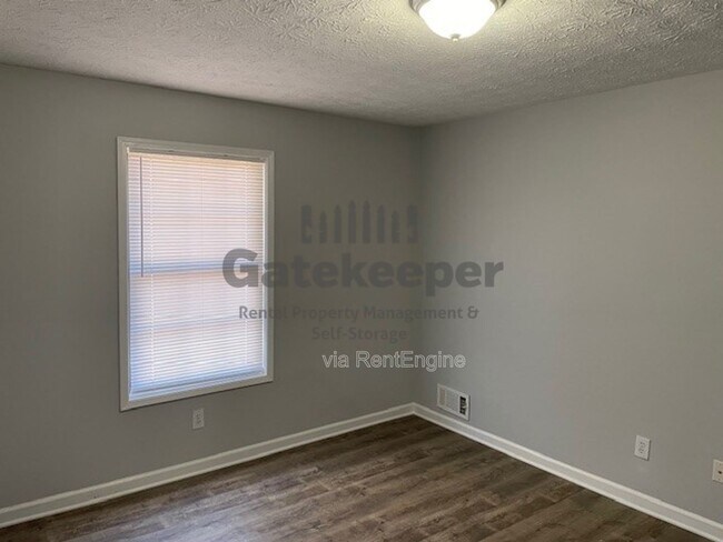 Building Photo - 65 Stokes Dr