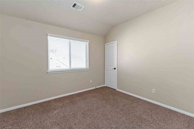 Building Photo - 2814 Palm Harbour Dr