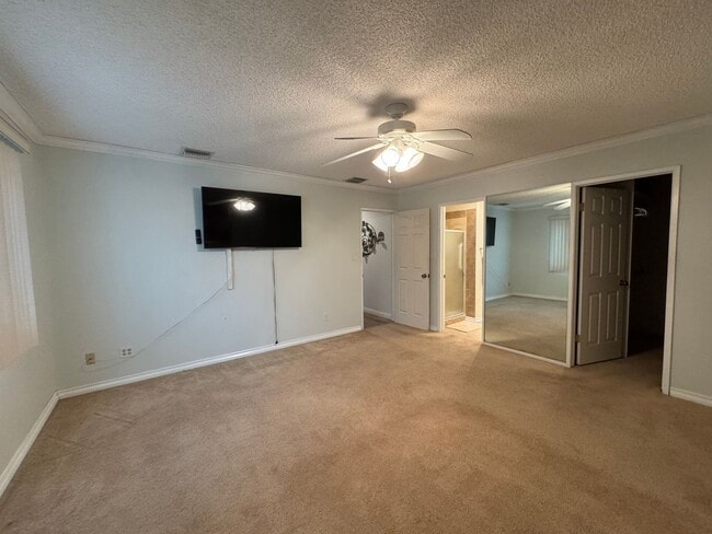 Building Photo - 3Br 3Ba House with Pool Across- RIVERFRONT with Balcony Observation Deck