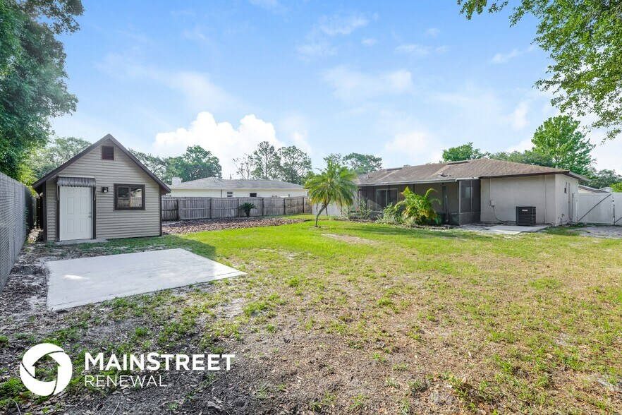 Building Photo - 622 Sherwood Oaks Cir