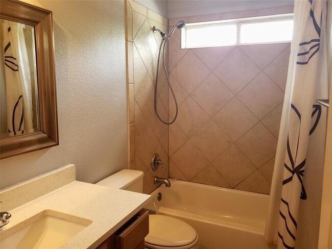 Building Photo - 7304 Grand Canyon Dr