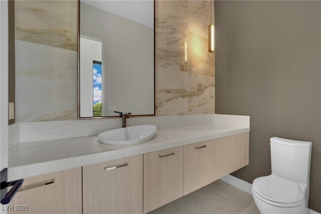 Building Photo - 378 Tranquil Peak Ct