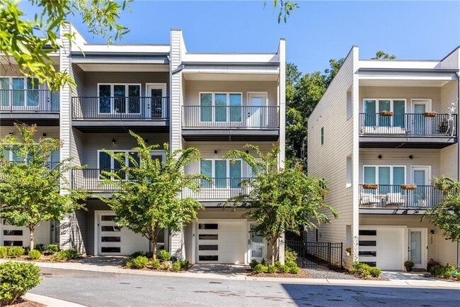 Building Photo - 1438 Walker Pl SE