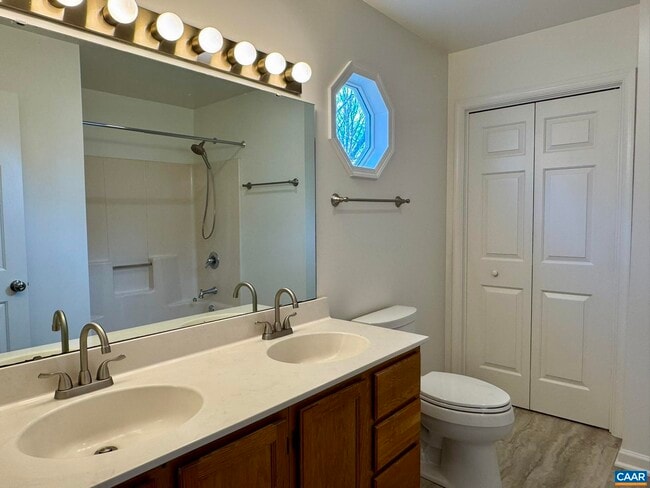 Building Photo - 3176 Crossfield Ln