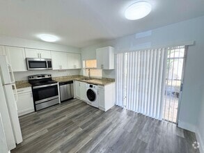 Building Photo - 4409 Treehouse Ln