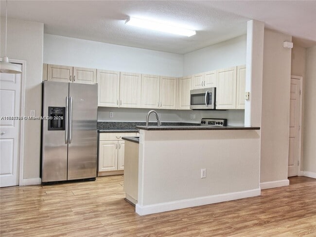 Building Photo - 8155 NW 108th Ave