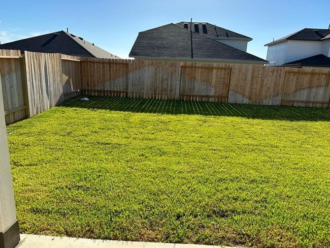 Building Photo - 7815 Elm Birch Ln
