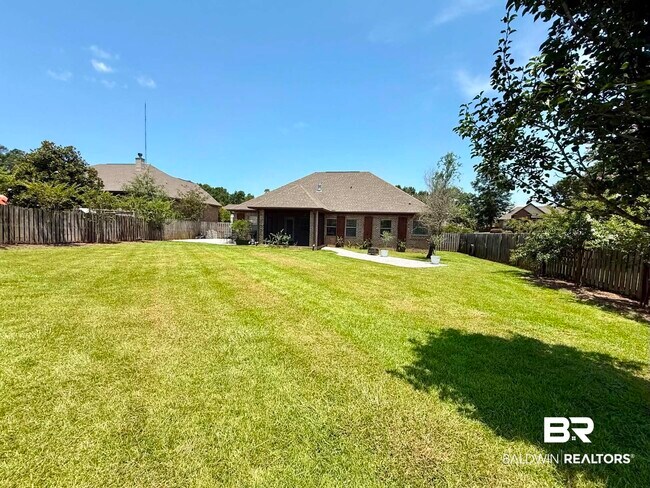 Building Photo - 12001 Squirrel Dr