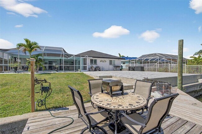 Building Photo - 6337 Cocoa Ln