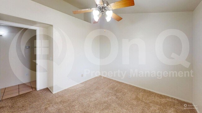 Building Photo - 8305 N Solitude Way
