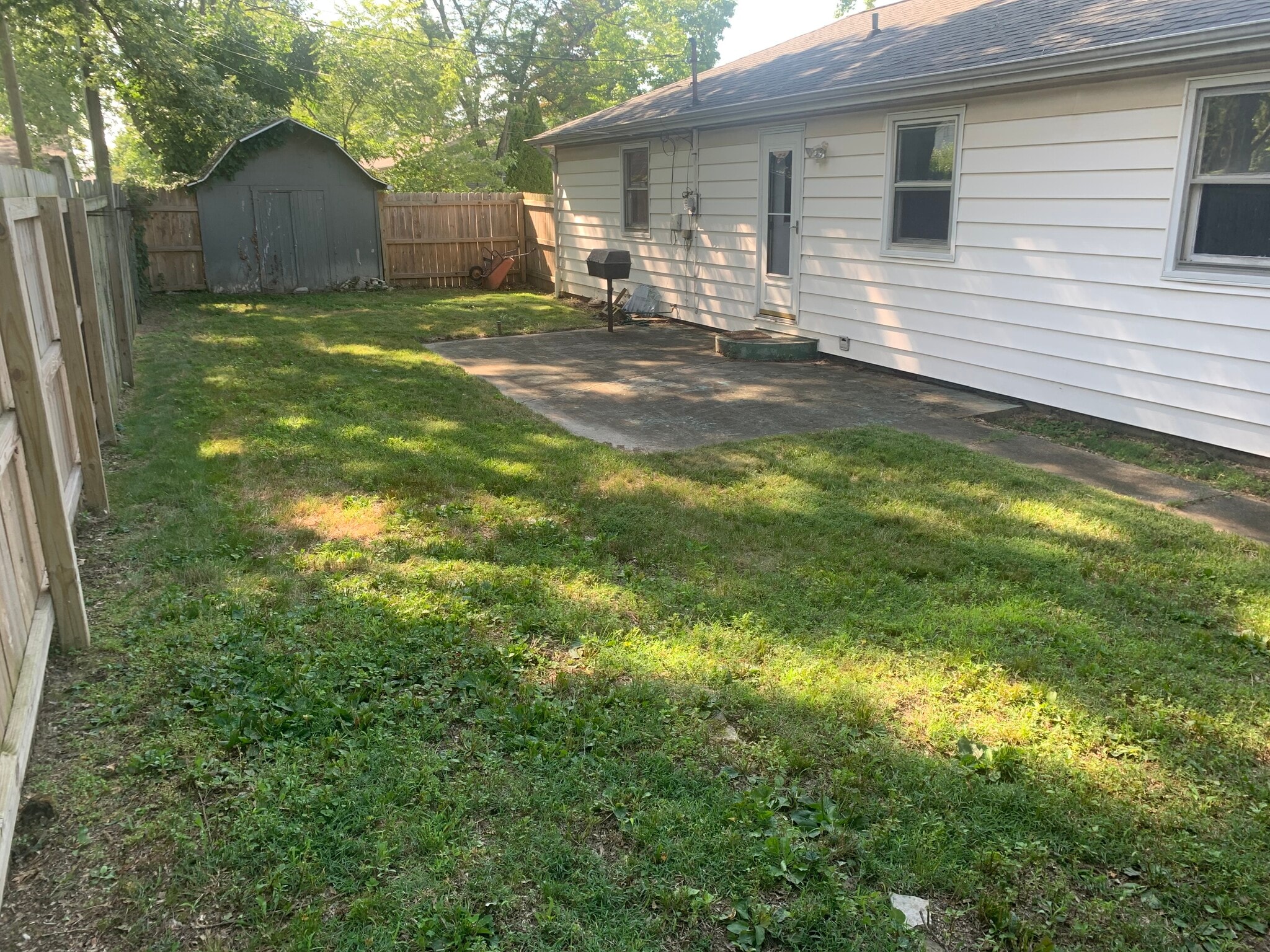 Building Photo - 201 W Navajo St