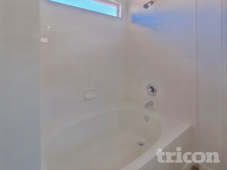 Building Photo - 3873 Orleans Ct