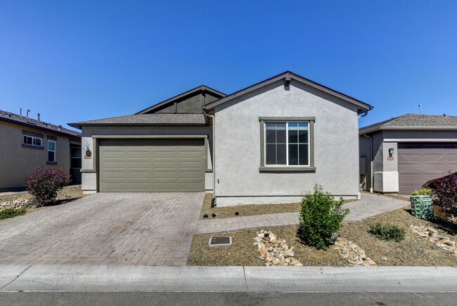 Primary Photo - 3 bedroom 2 bathroom home in Saddlewood