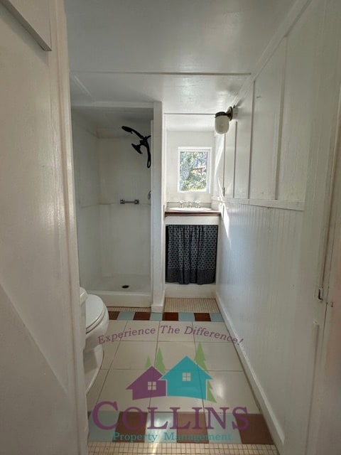 Building Photo - 318 Nile St