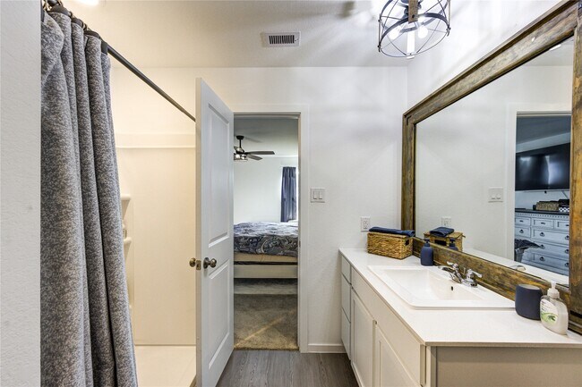 Building Photo - 18634 Scopello Dr