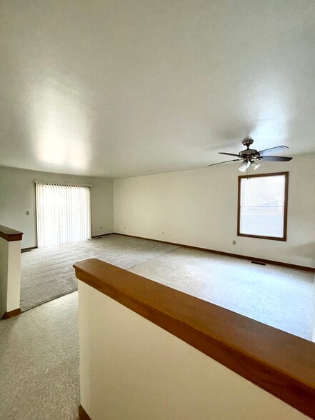 Building Photo - 1509 Manor Ln