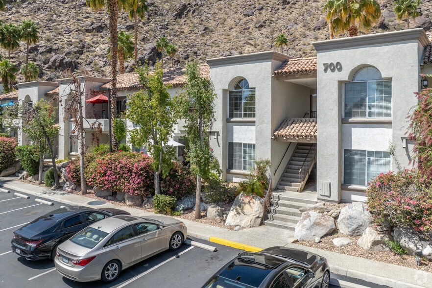 Building Photo - Cielo at Palm Springs