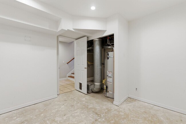 Building Photo - Exceptional Home in the Back of the Valley, Pacifica