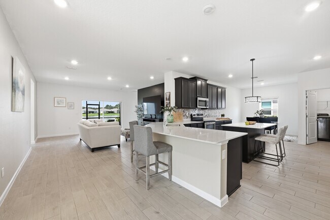 Building Photo - 85645 Stonehurst Pkwy