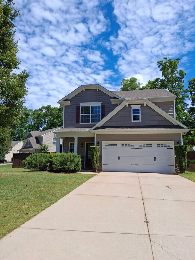 Building Photo - Beautiful 3-Bedroom Home with Bonus Room i...