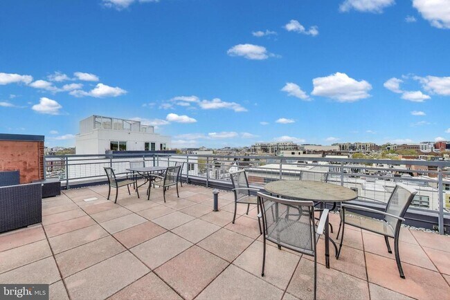 Building Photo - 2120 Vermont Ave NW