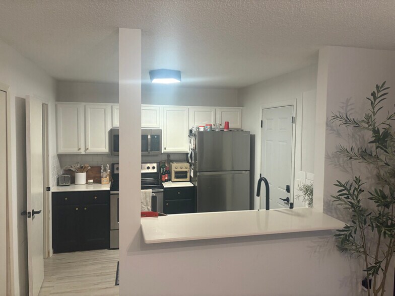 Building Photo - 14656 Evergreen Trail