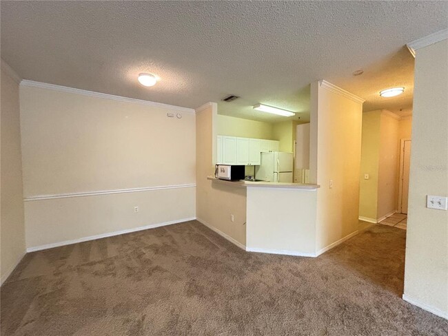 Building Photo - 18001 Richmond Pl Dr