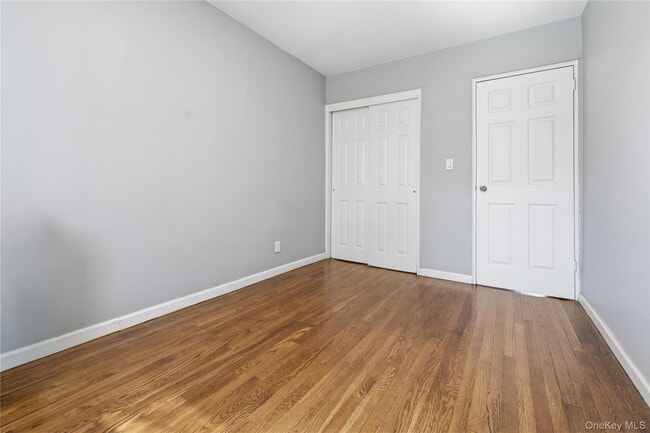 Building Photo - 59-17 Kissena Blvd