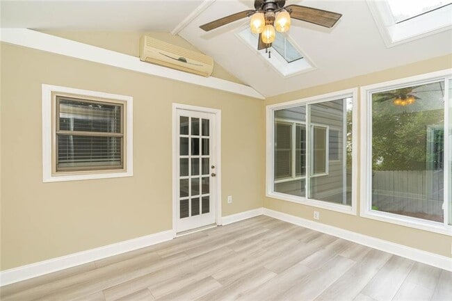 Building Photo - 3281 Mitsy Forest Way NE