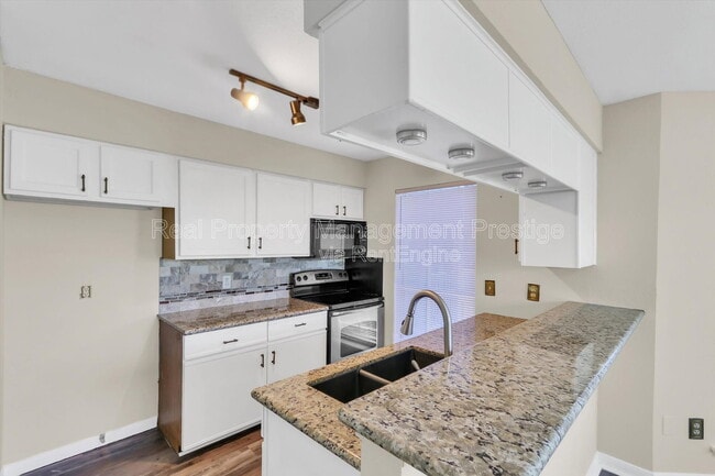 Building Photo - 18617 Egret Bay Blvd