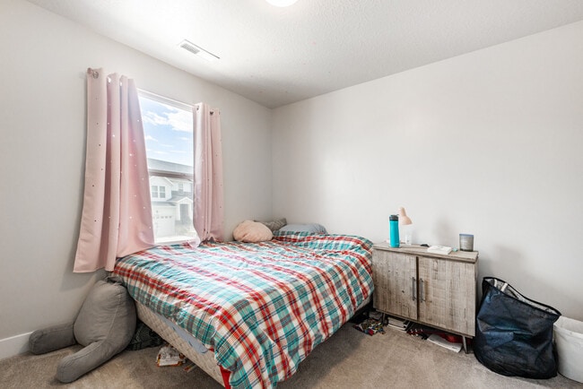 Building Photo - 16104 S Bodmin Way