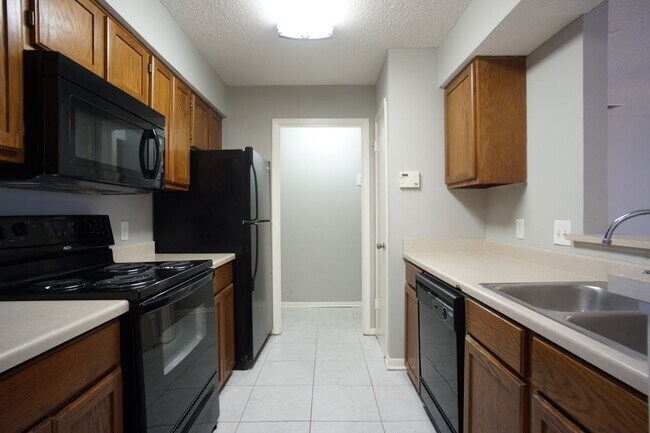 Building Photo - 8805 Schick Rd