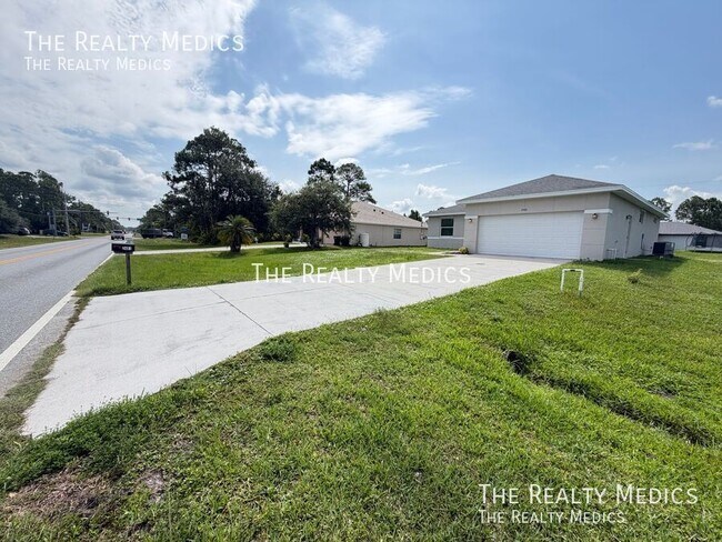 Building Photo - 2481 San Filippo Dr SE