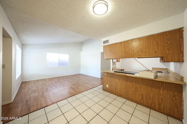 Building Photo - 3238 E Calypso Ave