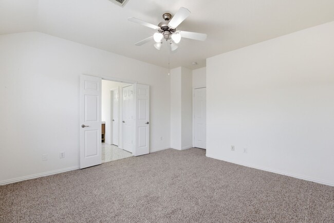 Building Photo - 16023 Powder Springs Ln