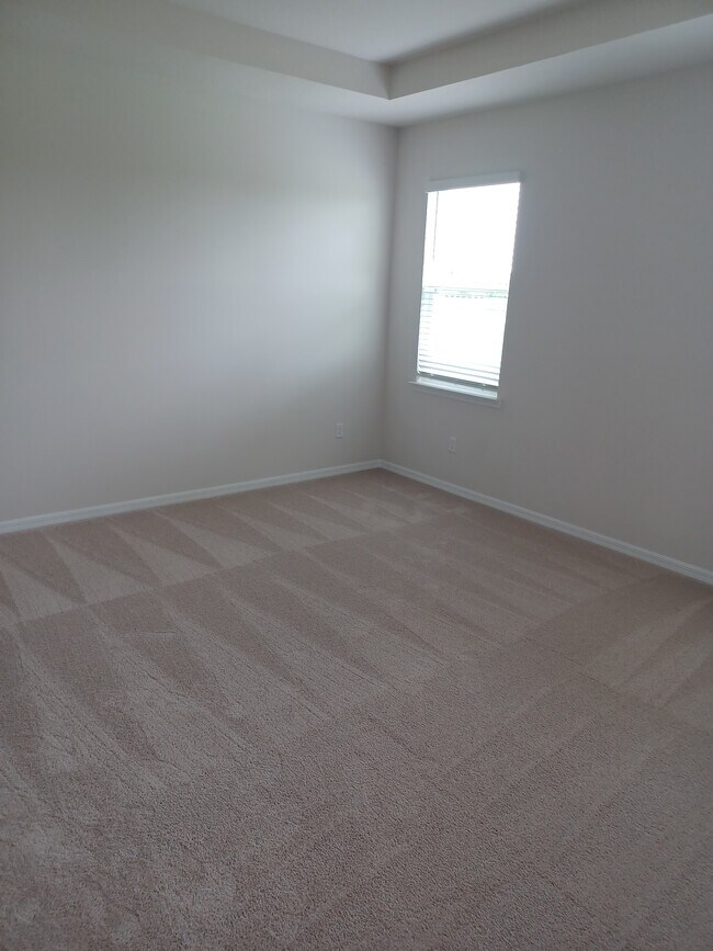 Building Photo - 12067 Kingsley Trl