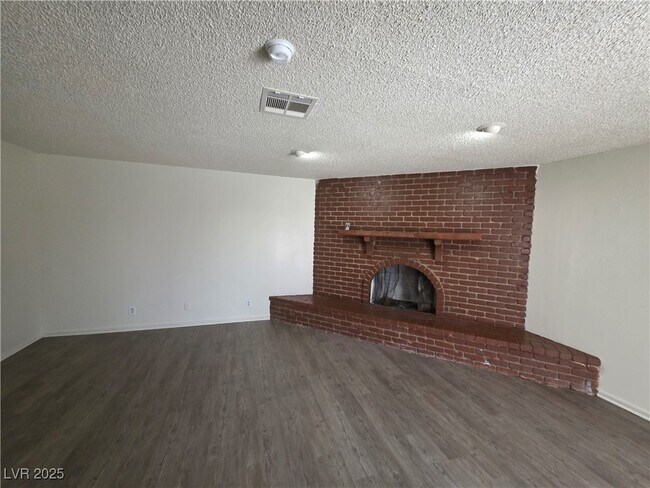 Building Photo - 6232 Blair Way