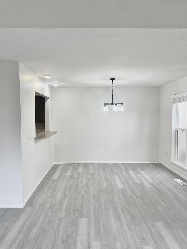 Building Photo - 12323 Cedar Springs Ln