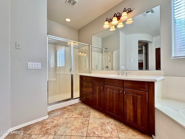 Building Photo - 4521 W Paseo Way