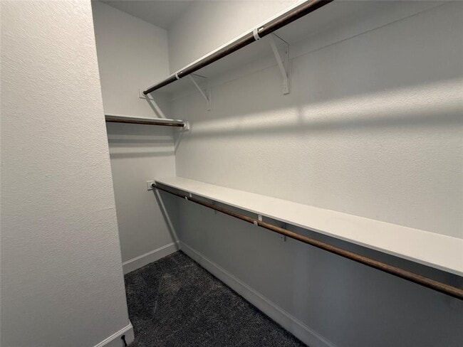 Building Photo - 12900 Stanford Dr