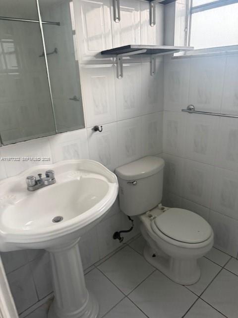 Building Photo - 701 Collins Ave