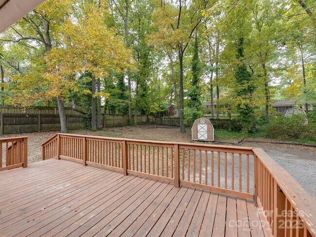 Building Photo - 3630 Moultrie St